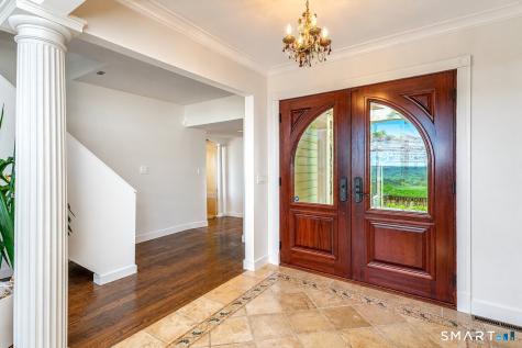 15 Alpine Drive New Fairfield CT 06812