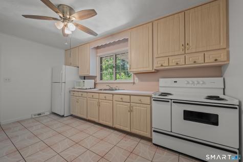 65 Ridgecrest Road Wallingford CT 06492