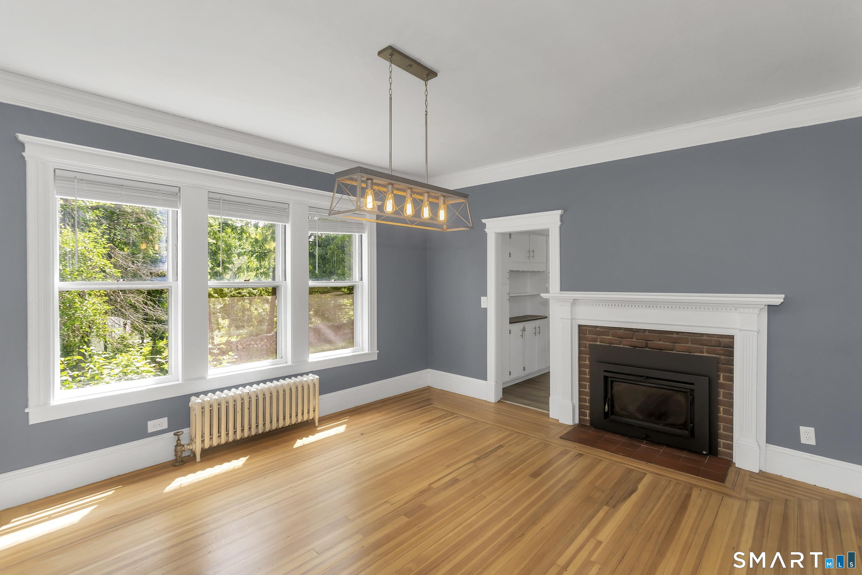 320 Mapleton Avenue Suffield CT 06078