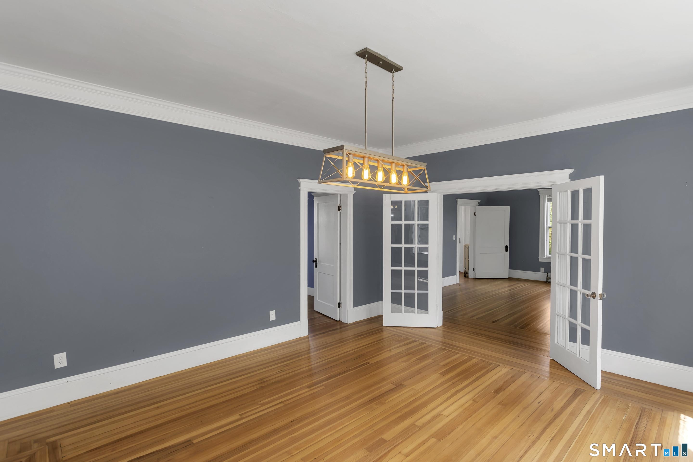 320 Mapleton Avenue Suffield CT 06078