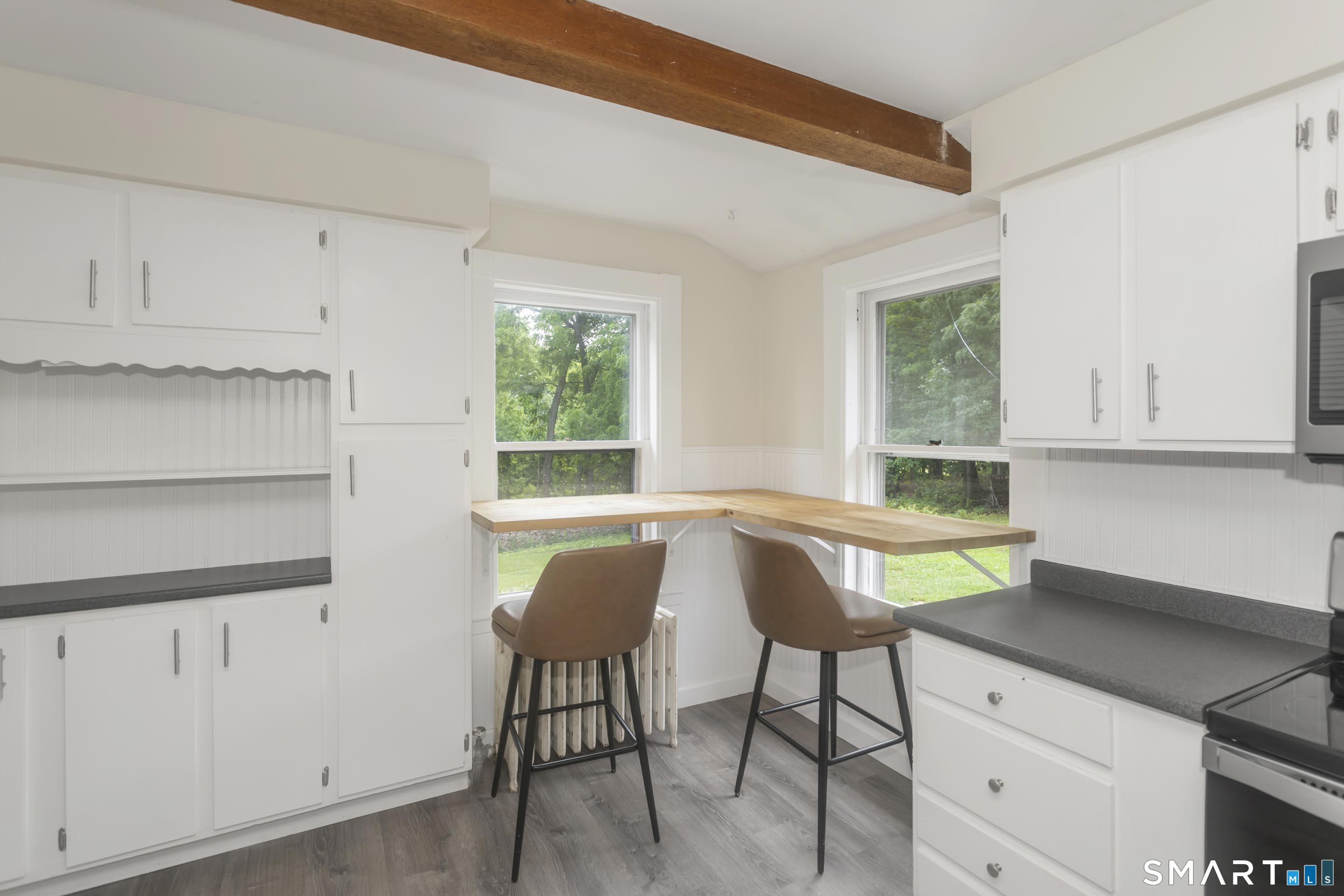 320 Mapleton Avenue Suffield CT 06078