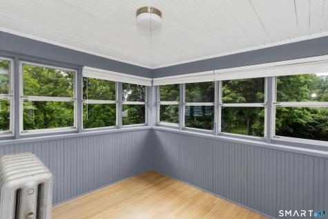 320 Mapleton Avenue Suffield CT 06078