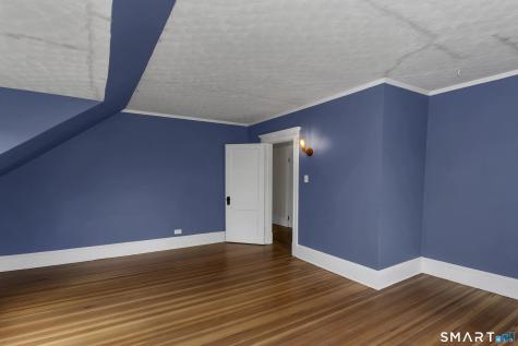 320 Mapleton Avenue Suffield CT 06078