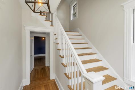 320 Mapleton Avenue Suffield CT 06078