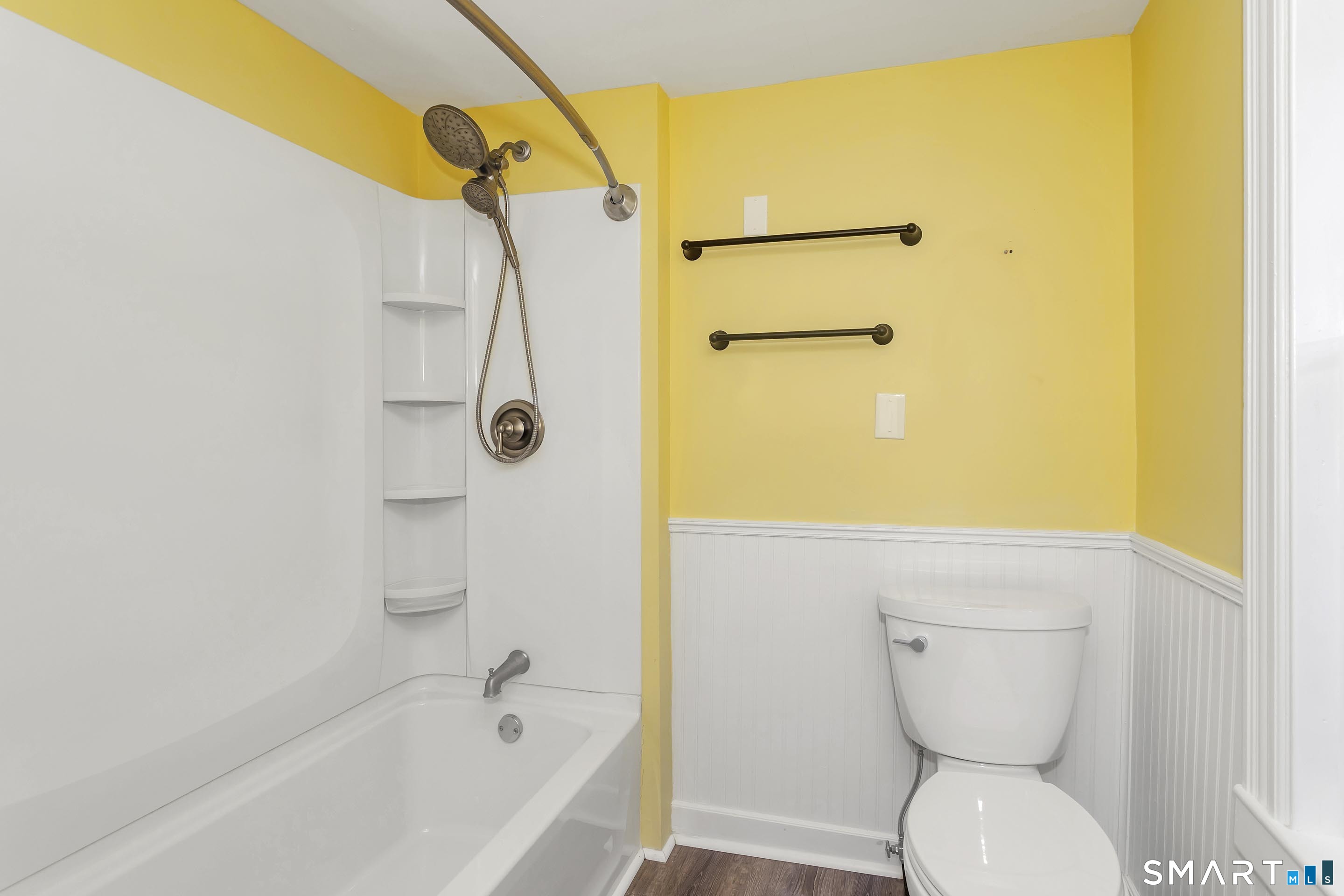 320 Mapleton Avenue Suffield CT 06078