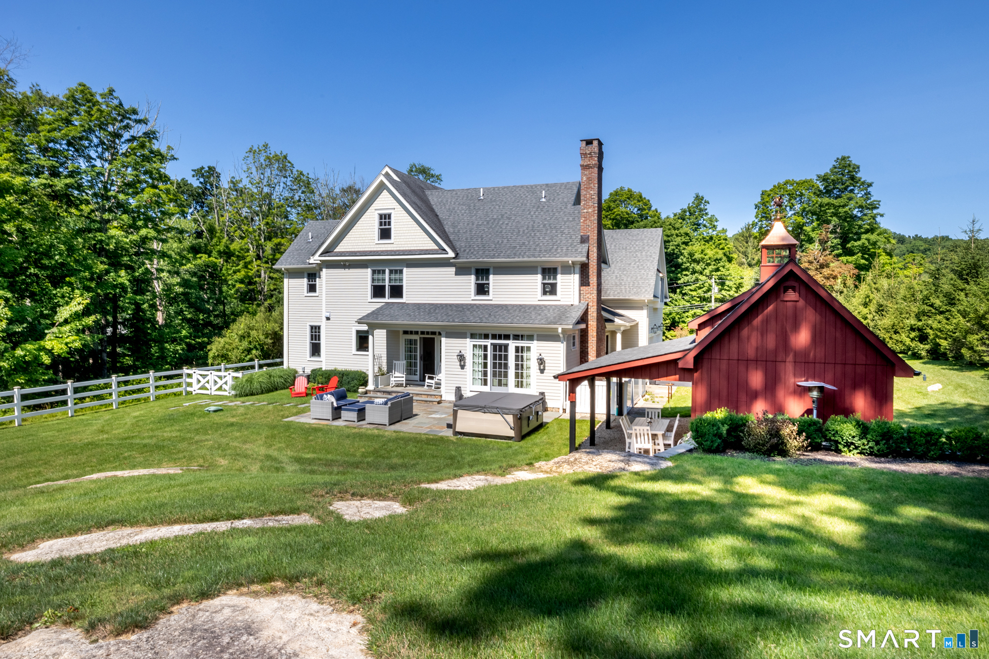 263 Peaceable Street Ridgefield CT 06877