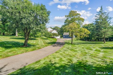 23 Jonathan Road New Canaan CT 06840