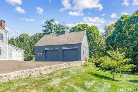 23 Jonathan Road New Canaan CT 06840