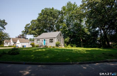 27 Laurel Circle Drive Norwich CT 06360