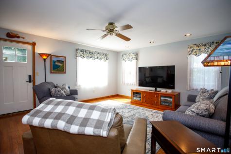27 Laurel Circle Drive Norwich CT 06360