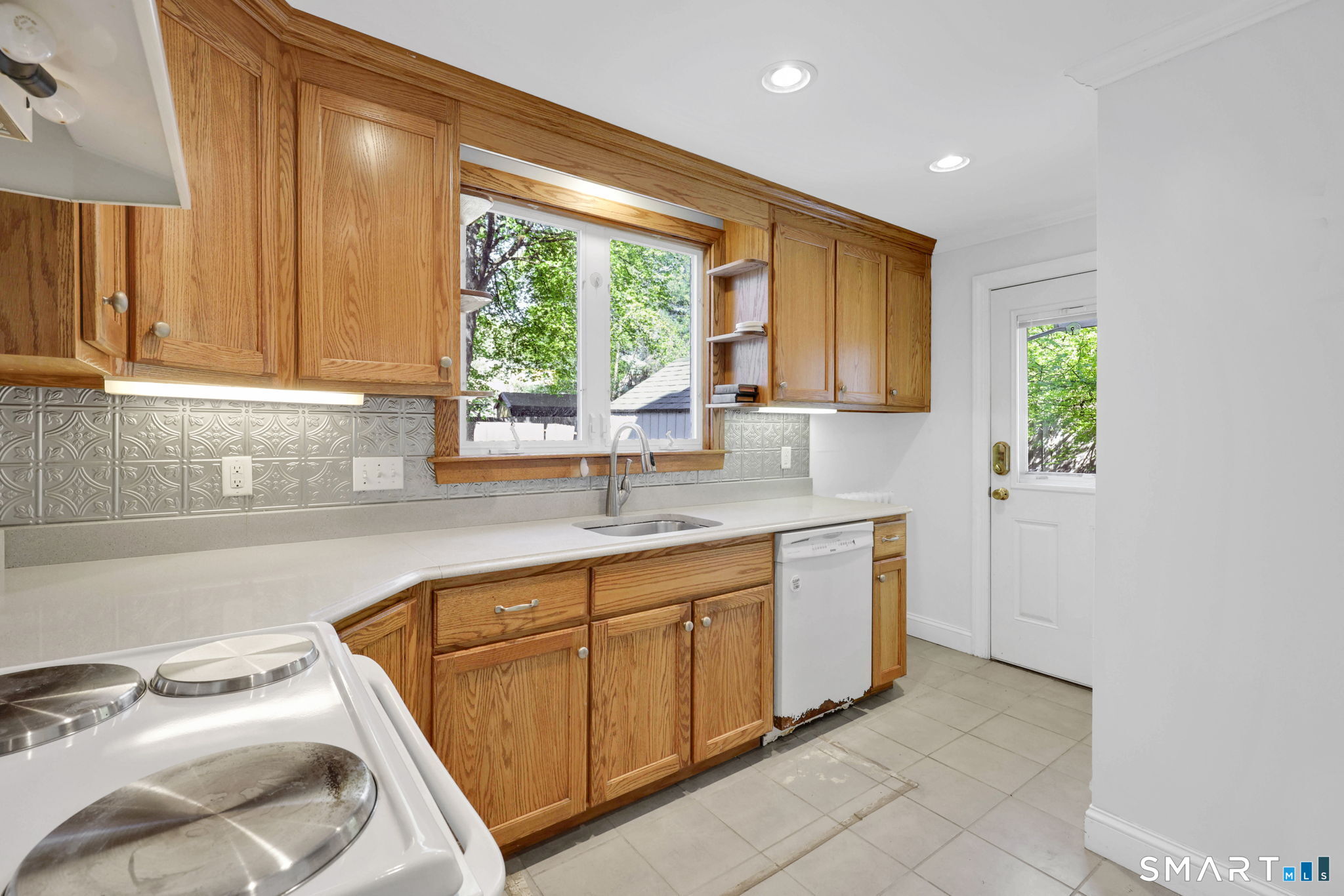53 Alexander Street Manchester CT 06040