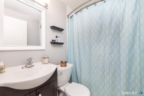 63 Westpoint Terrace West Hartford CT 06107