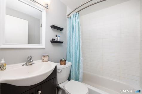 63 Westpoint Terrace West Hartford CT 06107
