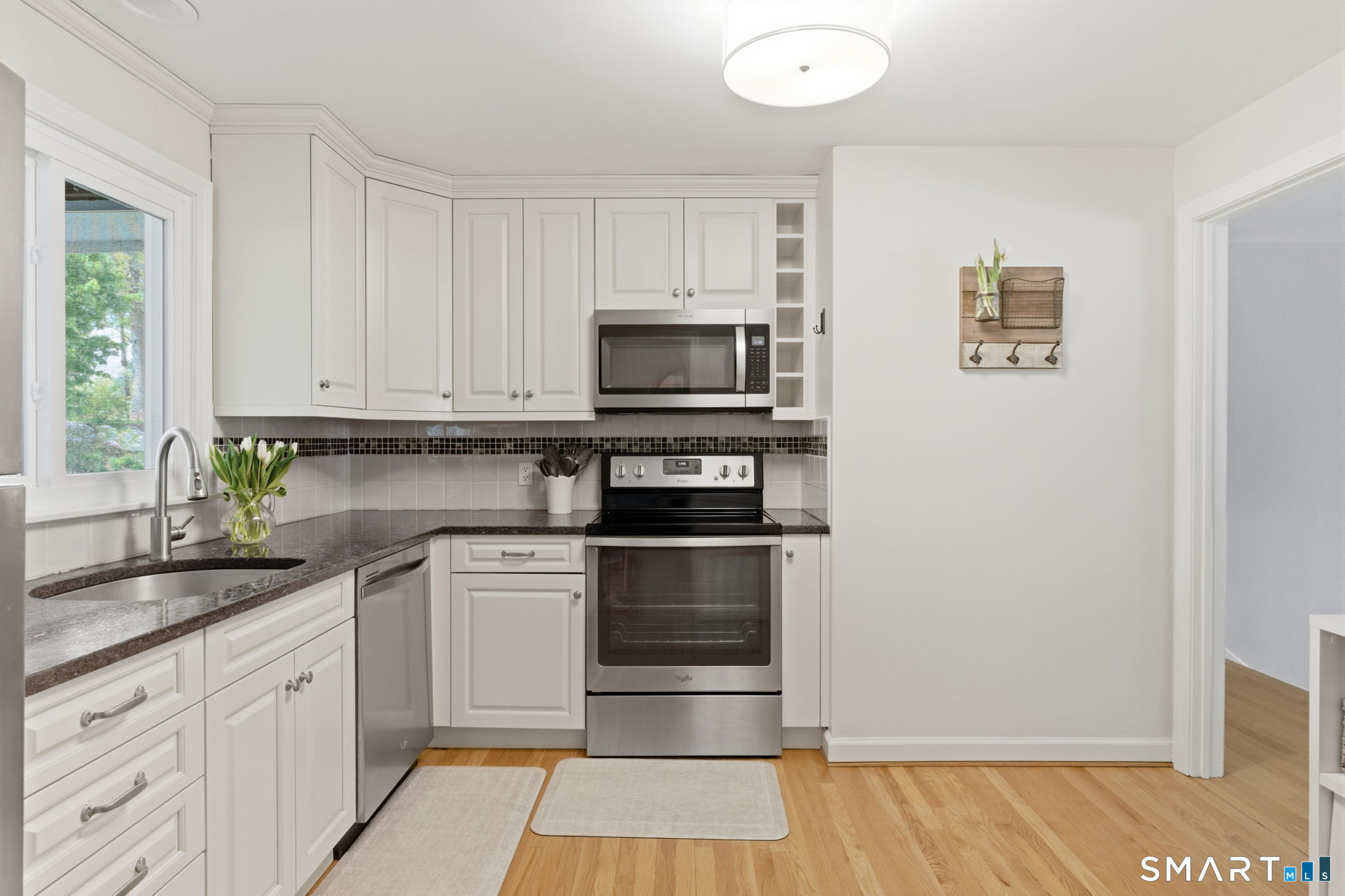 3 Branch Brook Drive Simsbury CT 06070