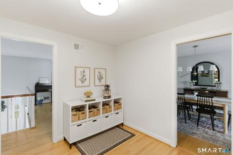 3 Branch Brook Drive Simsbury CT 06070