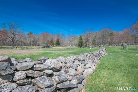 246 Heritage Road Putnam CT 06260