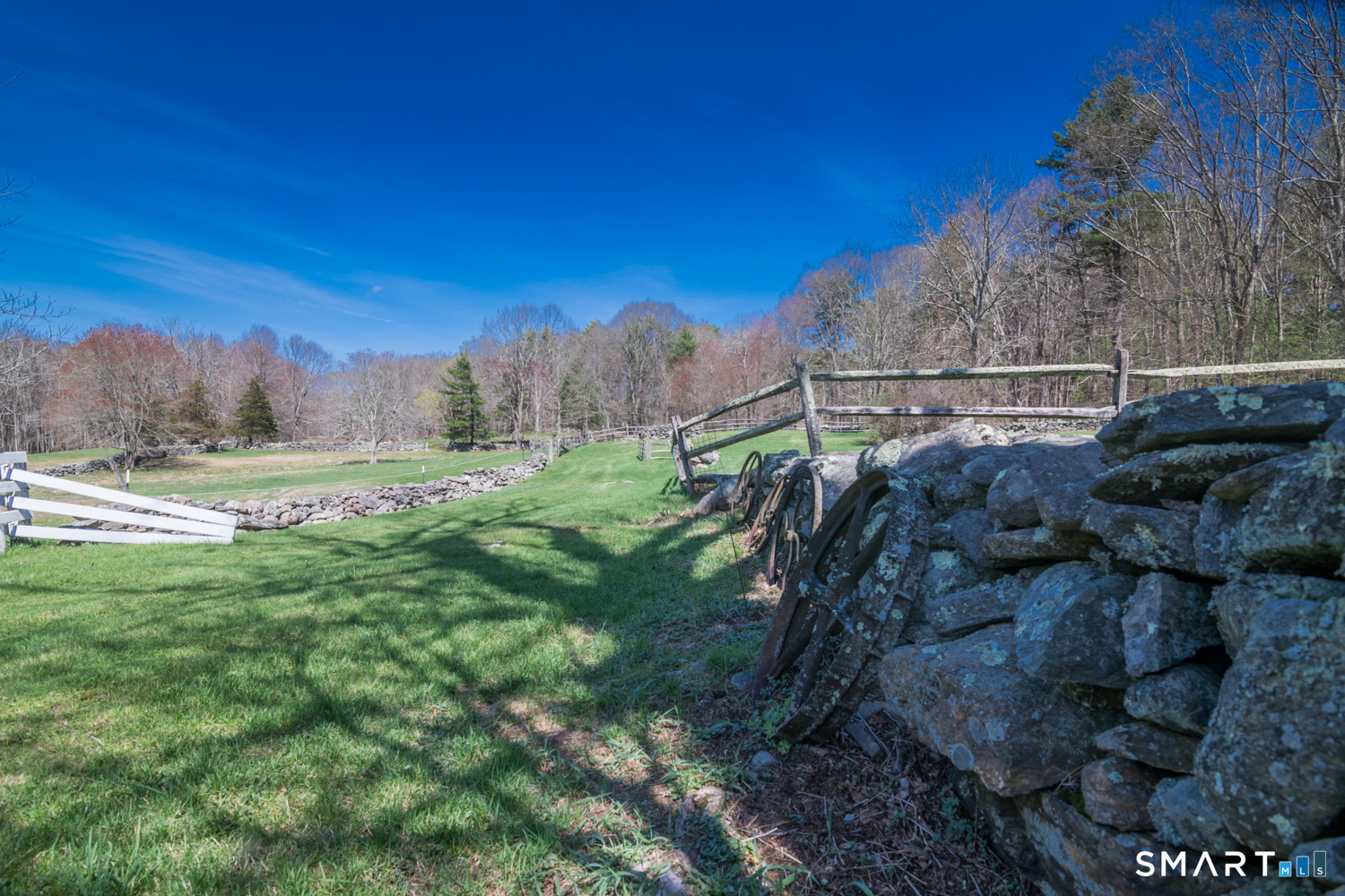 246 Heritage Road Putnam CT 06260