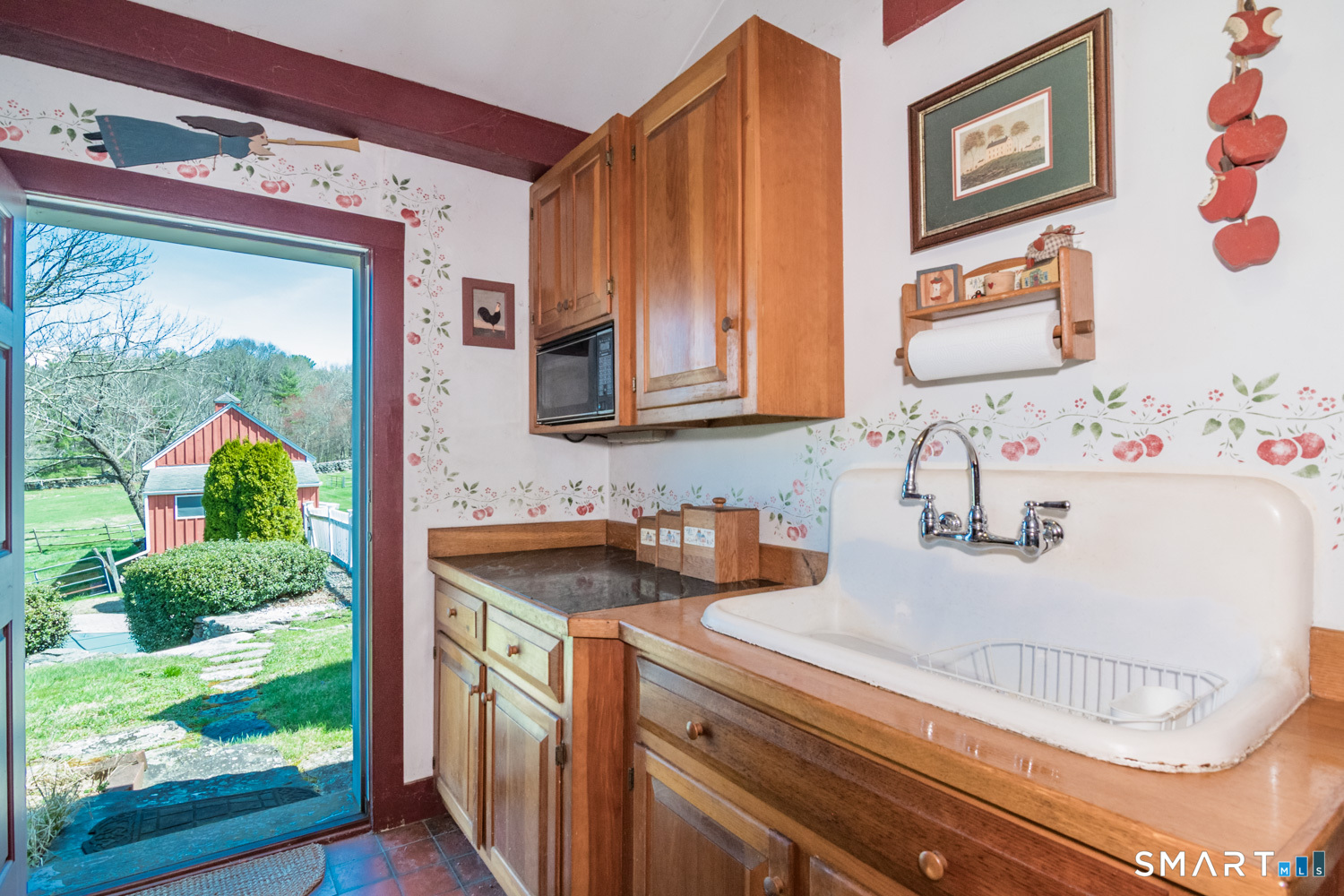 246 Heritage Road Putnam CT 06260