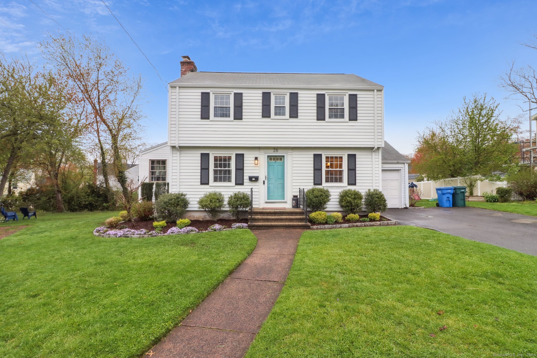 26 Orchard Court Hamden CT 06517