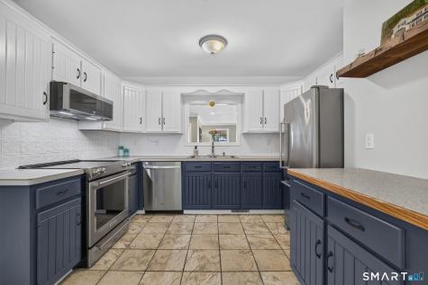 57 Edwards Road Bethany CT 06524