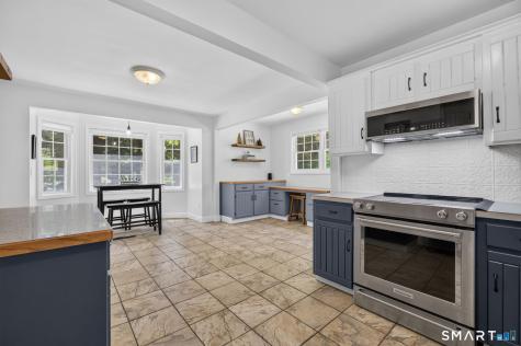 57 Edwards Road Bethany CT 06524