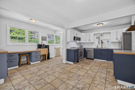 57 Edwards Road Bethany CT 06524