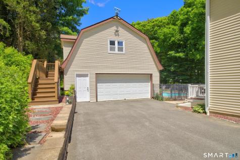57 Edwards Road Bethany CT 06524