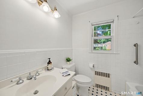 8 Ernel Drive Greenwich CT 06878