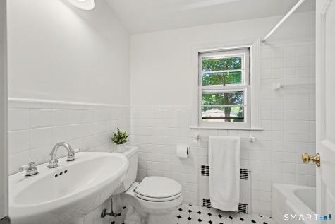 8 Ernel Drive Greenwich CT 06878