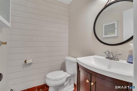 19 Tanglewood Road West Hartford CT 06117