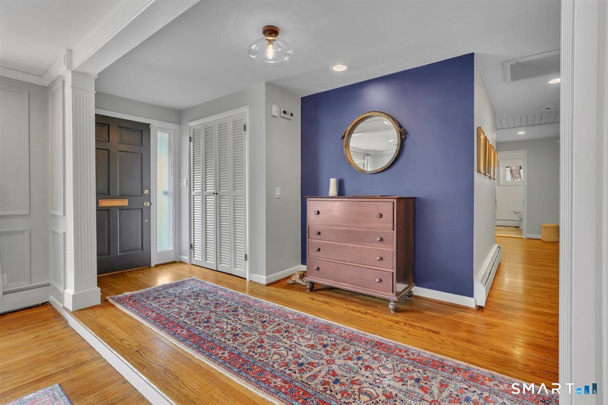 19 Tanglewood Road West Hartford CT 06117