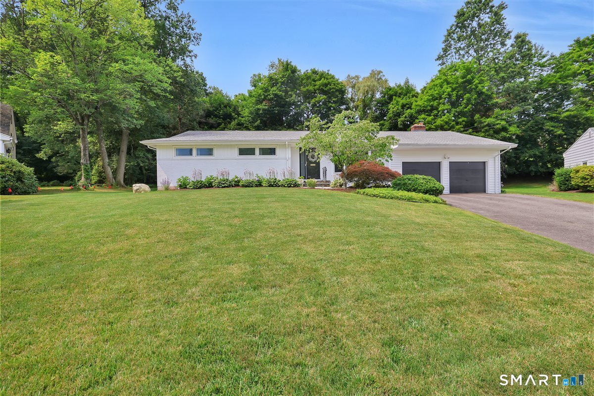 19 Tanglewood Road West Hartford CT 06117