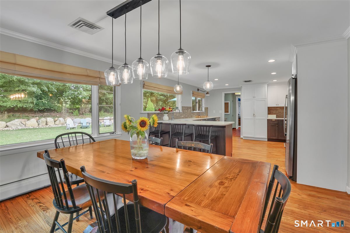 19 Tanglewood Road West Hartford CT 06117