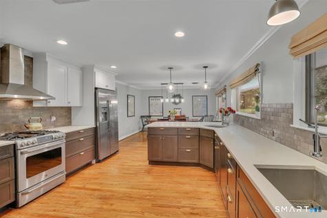 19 Tanglewood Road West Hartford CT 06117