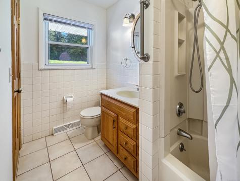 233 Oak Ridge Drive Middletown CT 06457