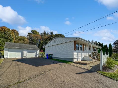 233 Oak Ridge Drive Middletown CT 06457