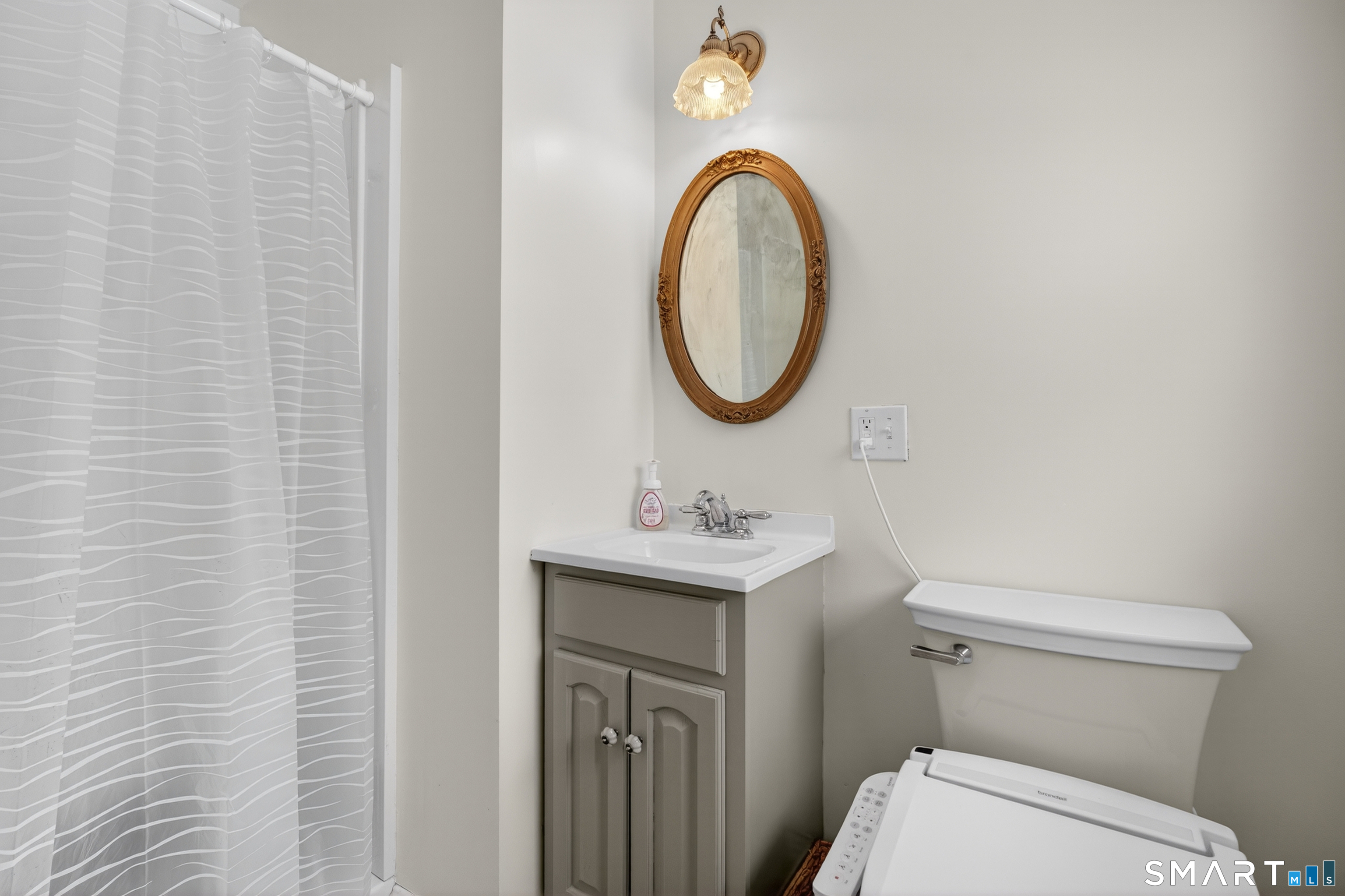 1 River Street Stonington CT 06379