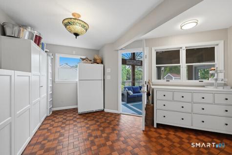 76 Winton Place Stratford CT 06614