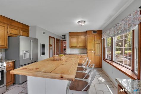 72 Old Post Road Wethersfield CT 06109