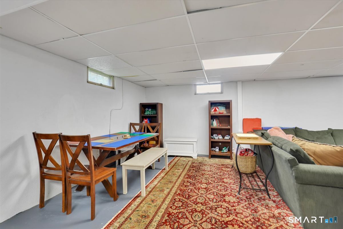 72 Old Post Road Wethersfield CT 06109