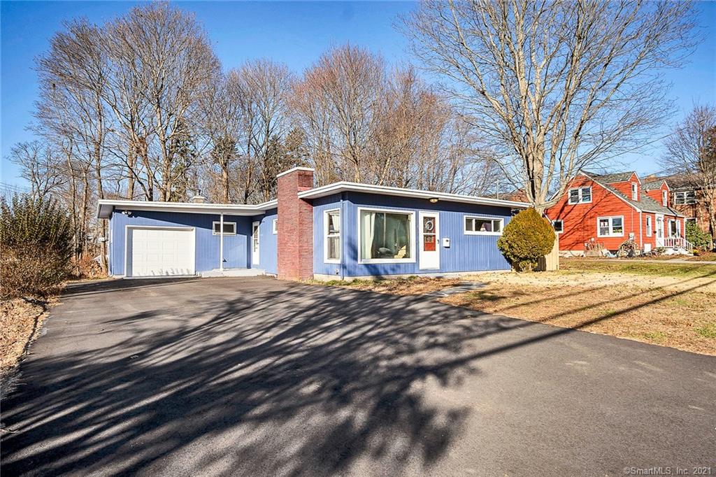 303 Brandegee Avenue Groton CT 06340