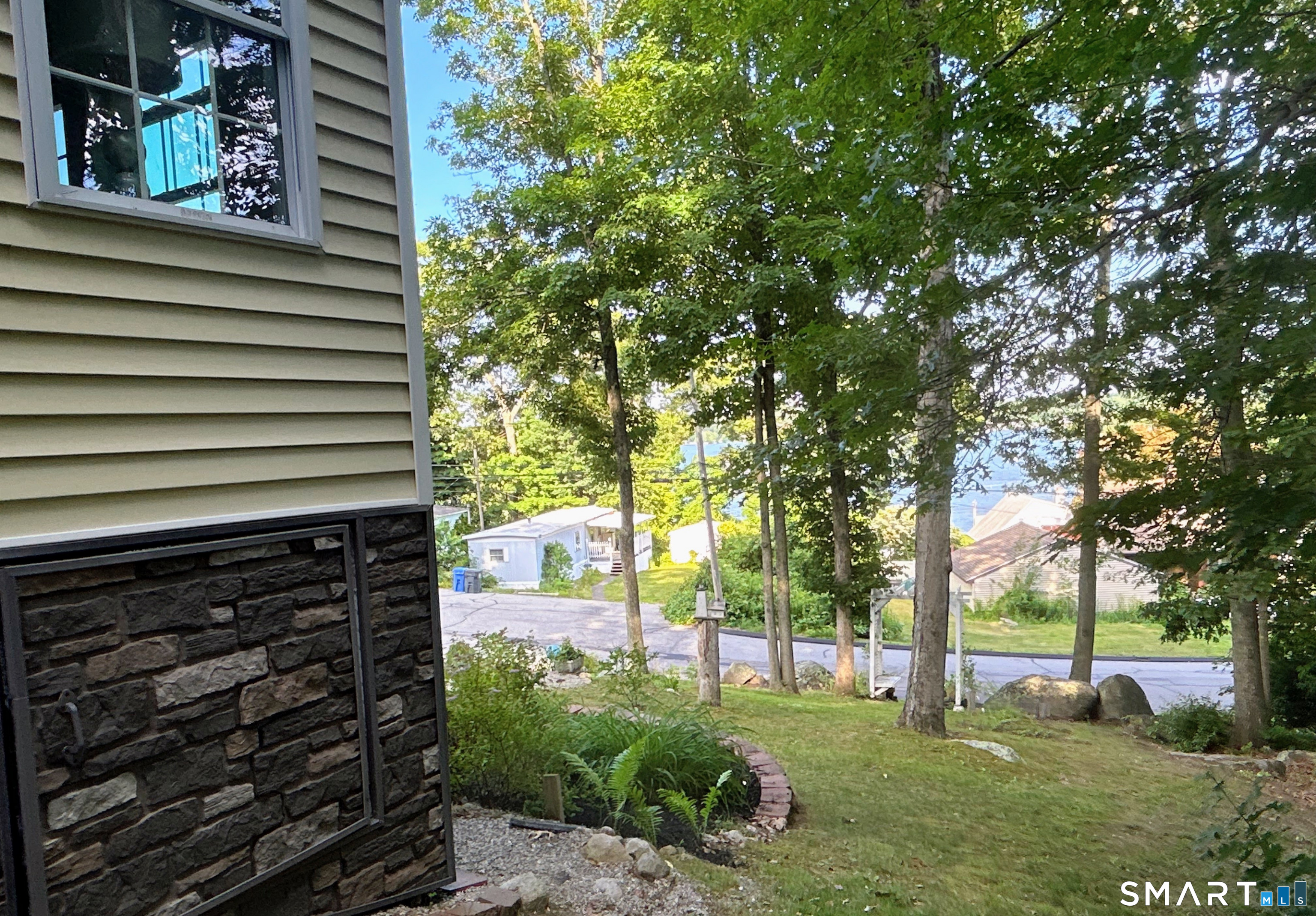 5 Hilltop Road East Hampton CT 06424