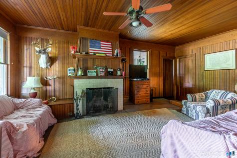373 Lake Road Warren CT 06777