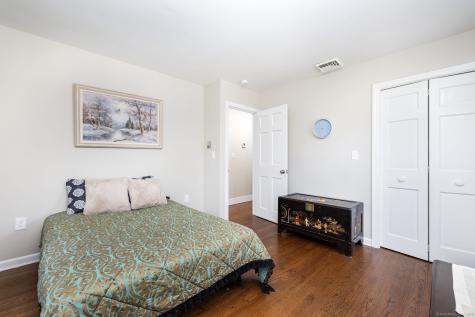 5 Scenic Drive Portland CT 06480