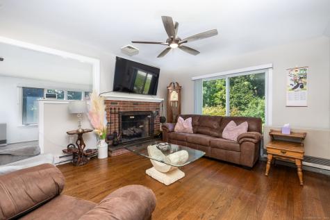 5 Scenic Drive Portland CT 06480