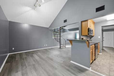 62 Chatham Lane Bristol CT 06010