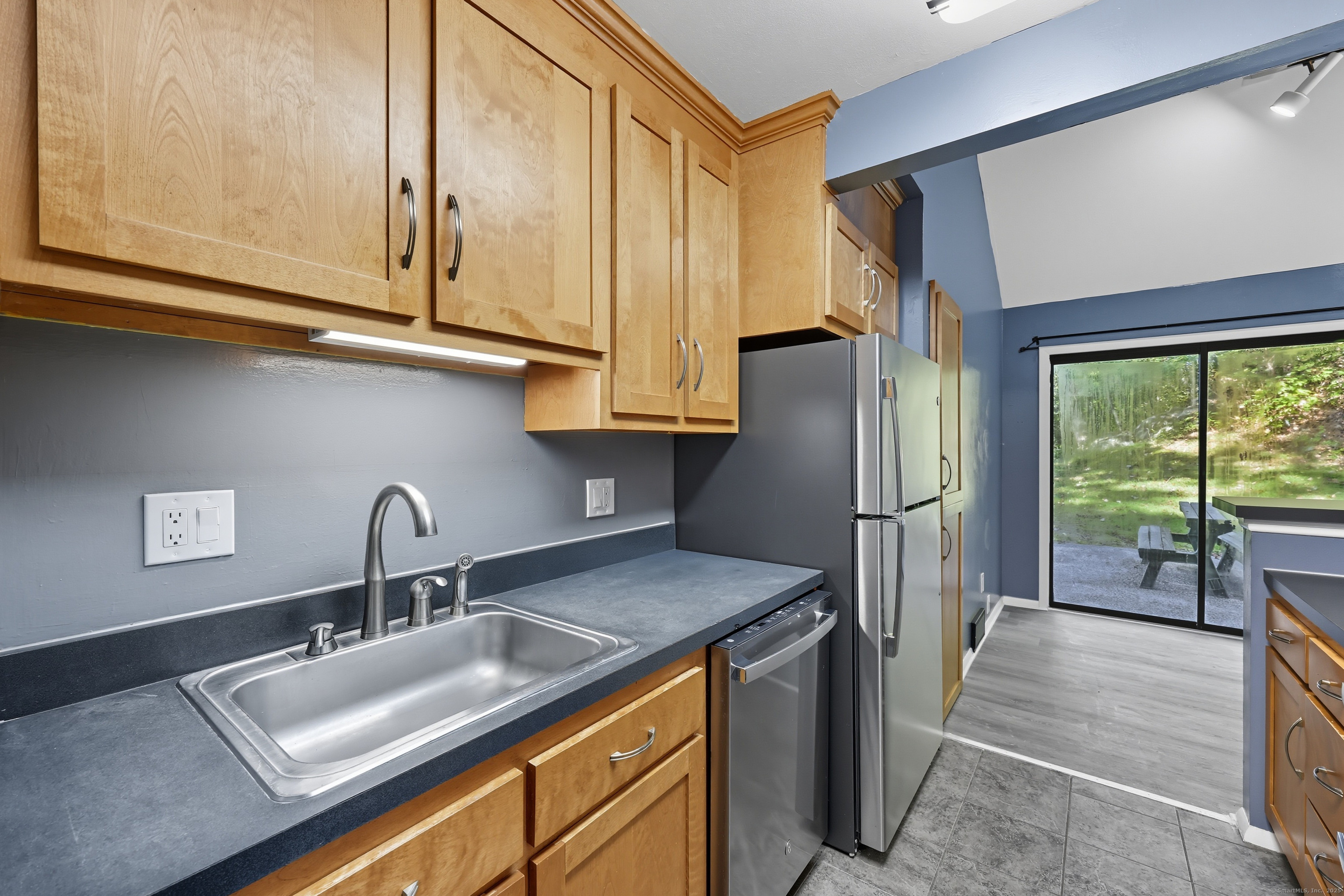 62 Chatham Lane Bristol CT 06010