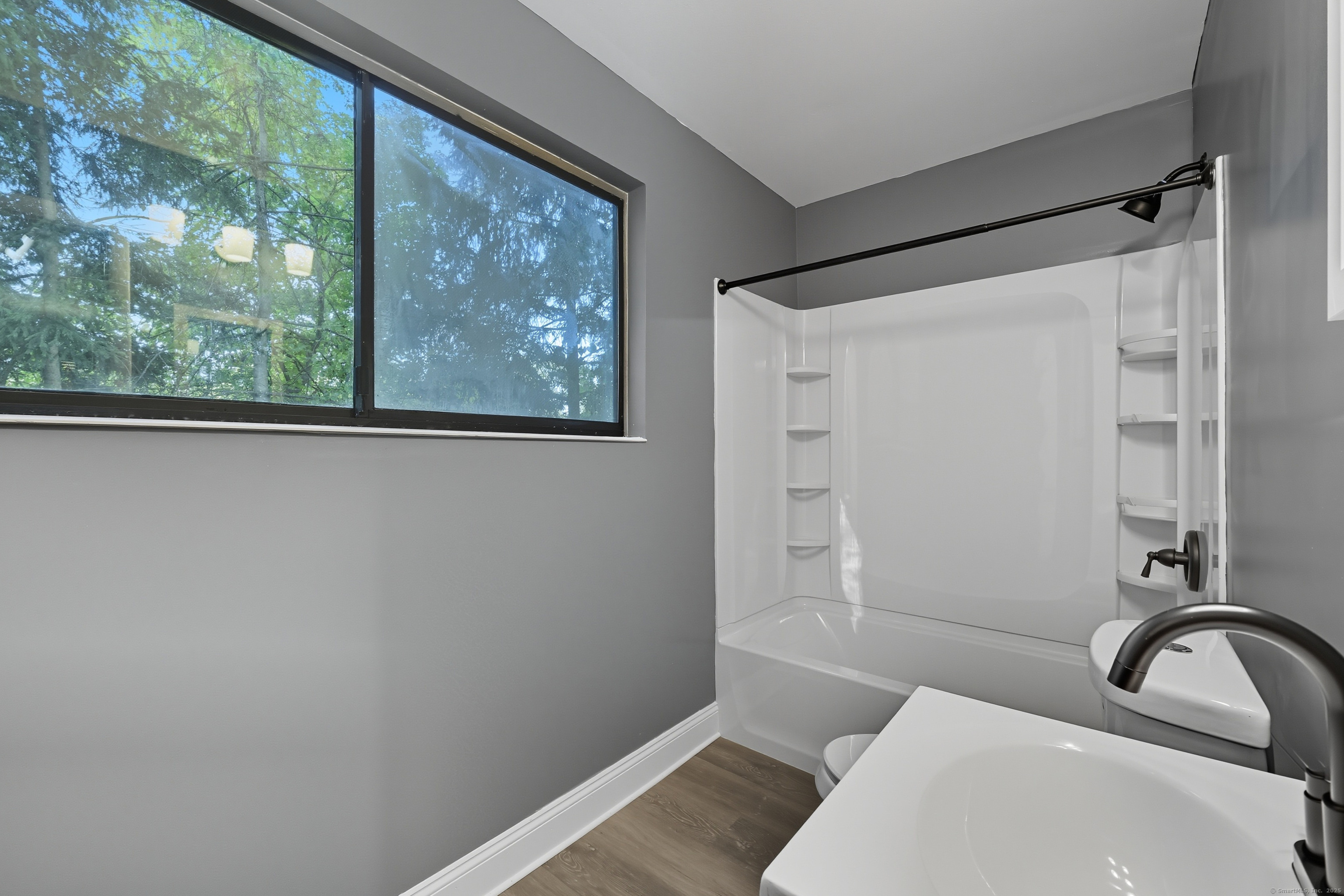 62 Chatham Lane Bristol CT 06010