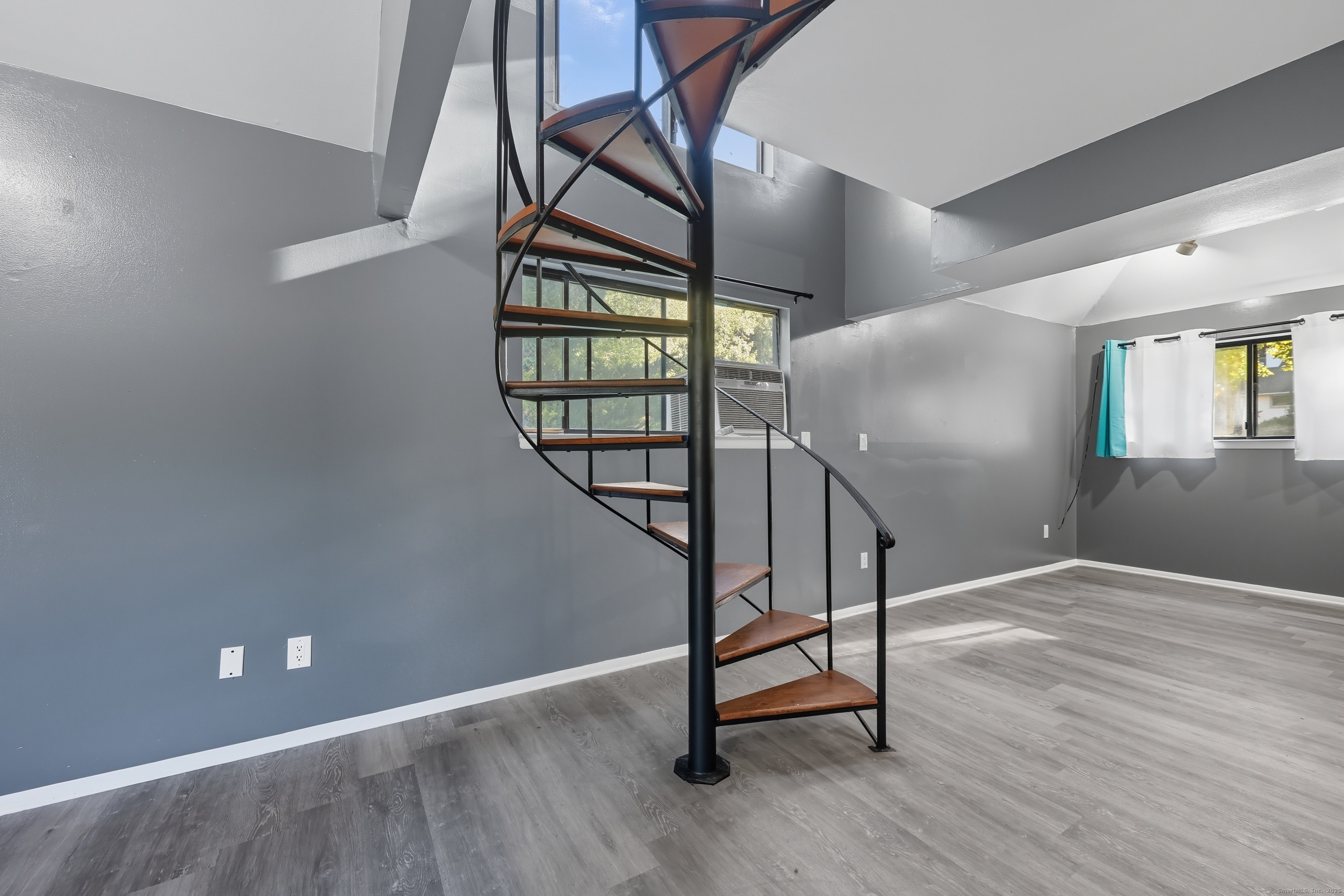 62 Chatham Lane Bristol CT 06010