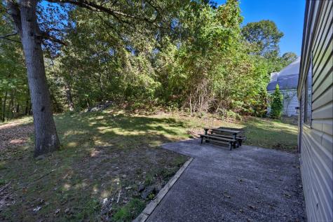 62 Chatham Lane Bristol CT 06010